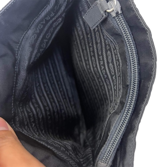 PRADA Tessuto Nylon Tote Bag Vintage - Picture 3 of 11